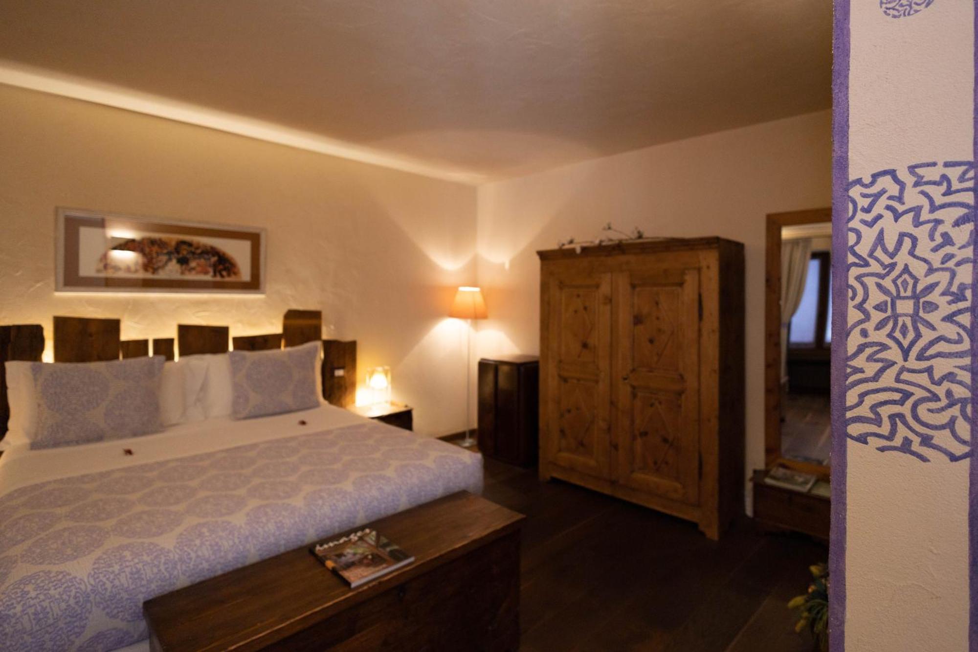 Domus Antica Aosta Hotel Luaran gambar